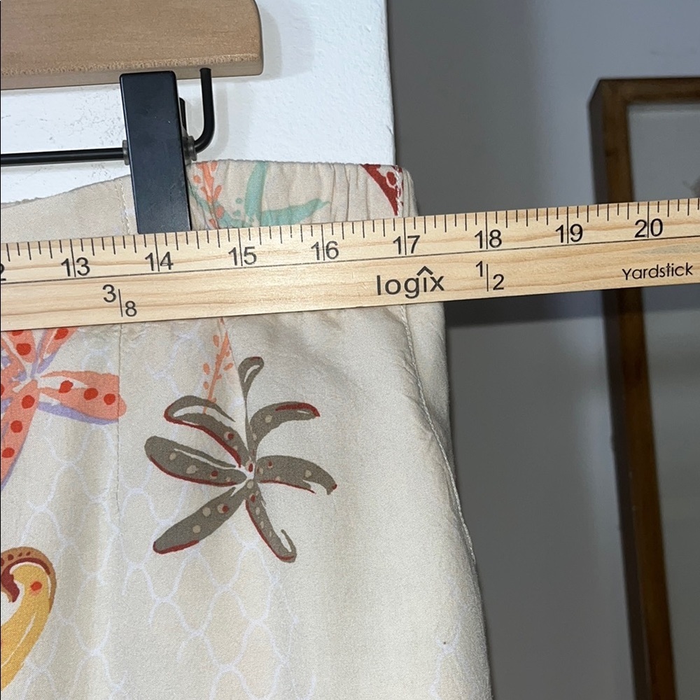 Women's Cream Starfish Print Pants - Picture 6 of 9